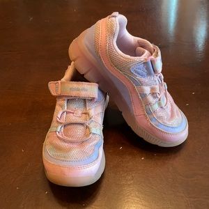 Stride rote light up shoes